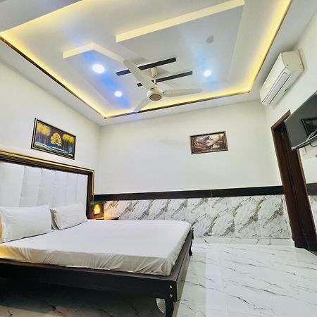 Oriole Guest House Economy Living イスラマバード エクステリア 写真